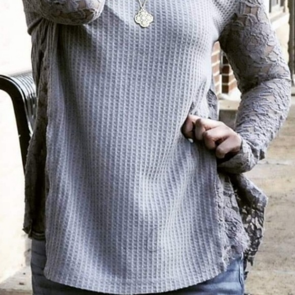 TRASKE Gray Thermal And Lace Long Sleeve Top - Picture 4 of 5
